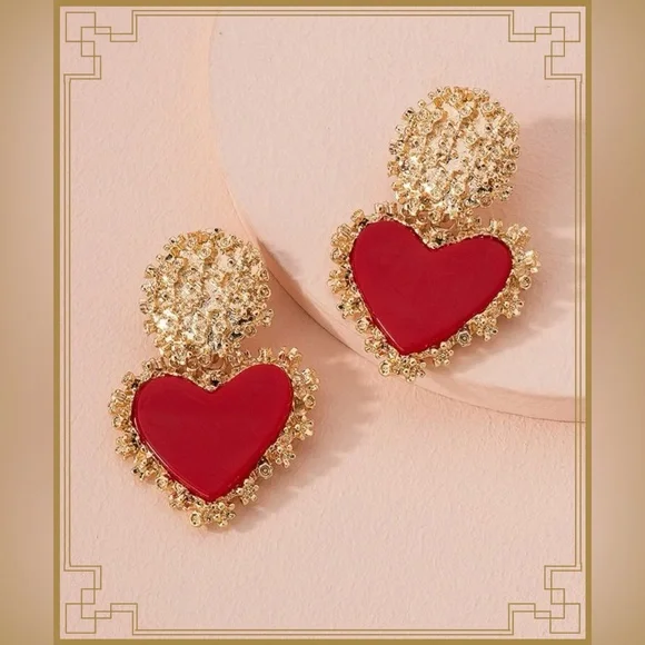 ❀ Chunky Gold & Red Valentines Heart Drop Pierced Earrings - Picture 1 of 5